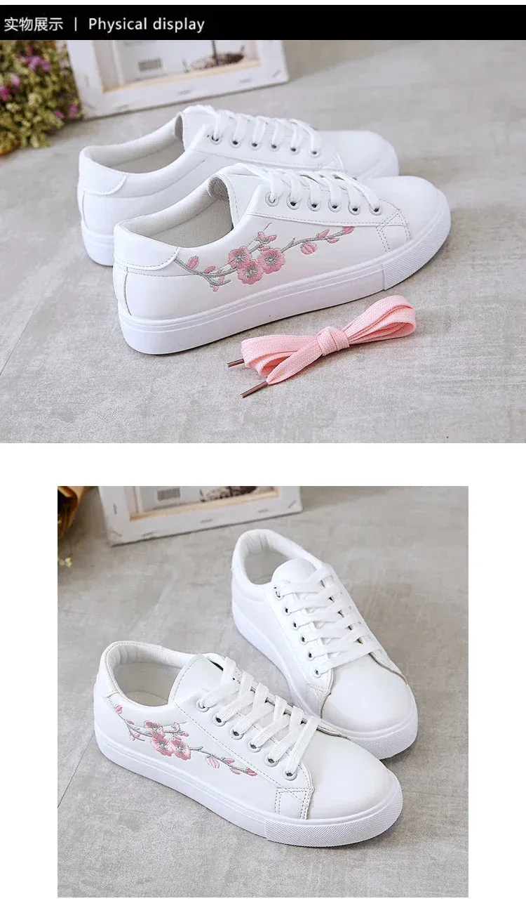 2024 New Fashion White Breathable Women Running Shoes Spring Autumn Embroidered Flower Lace-Up Casual Sneakers Zapatos De Mujer