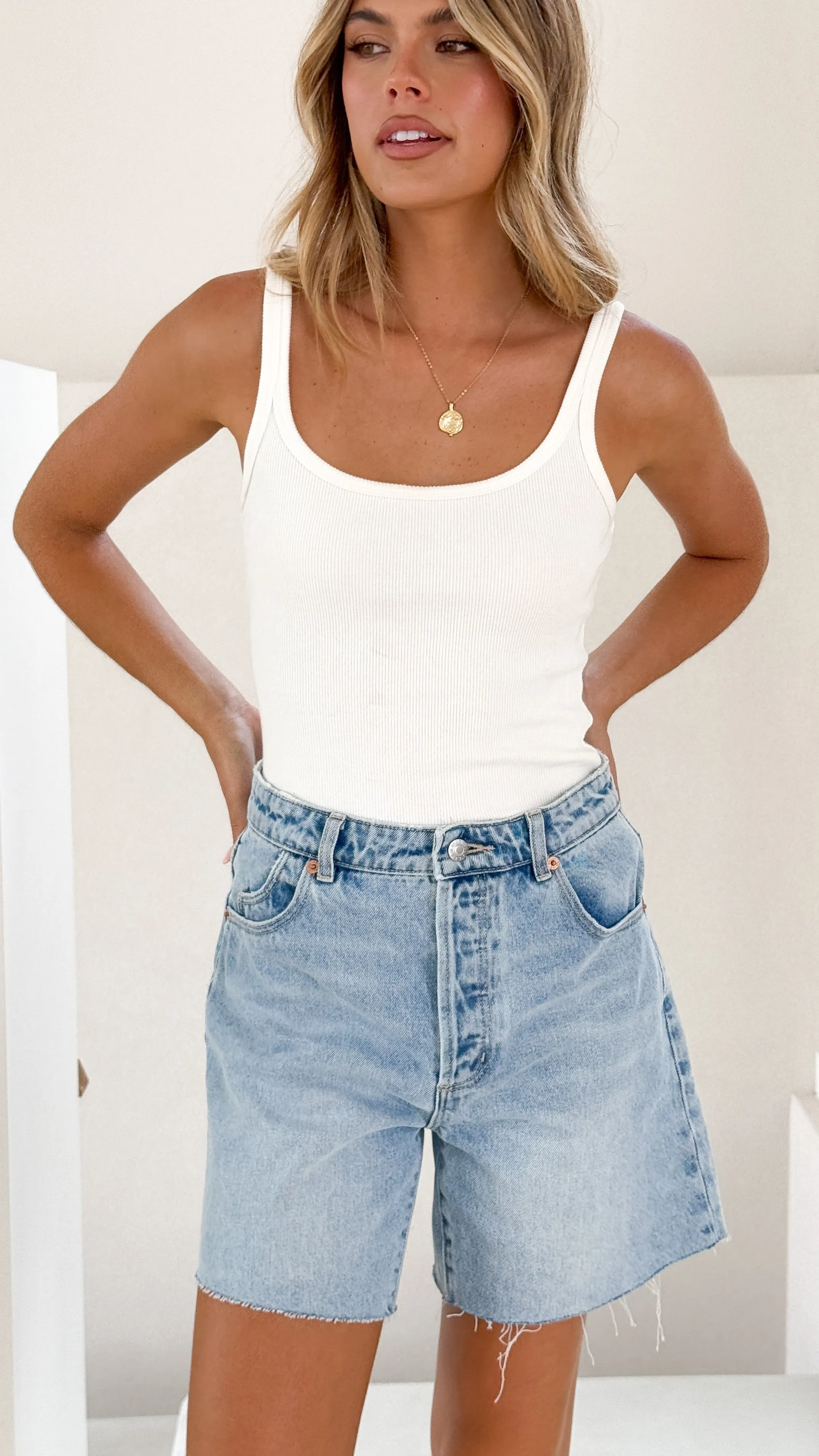 90S Relaxed Short - Light Vintage Blue
