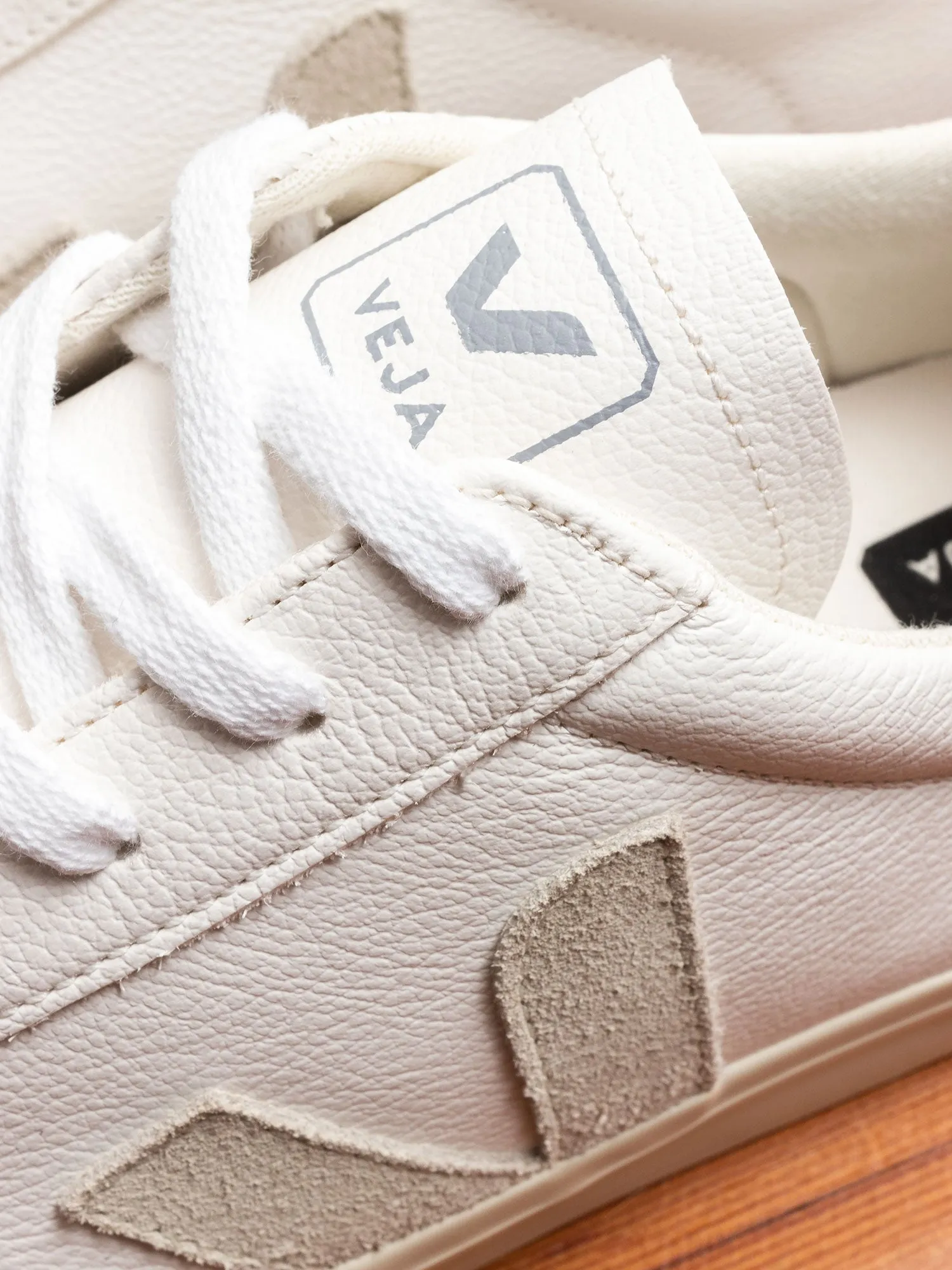 Campo Sneaker in Extra White Natural Suede