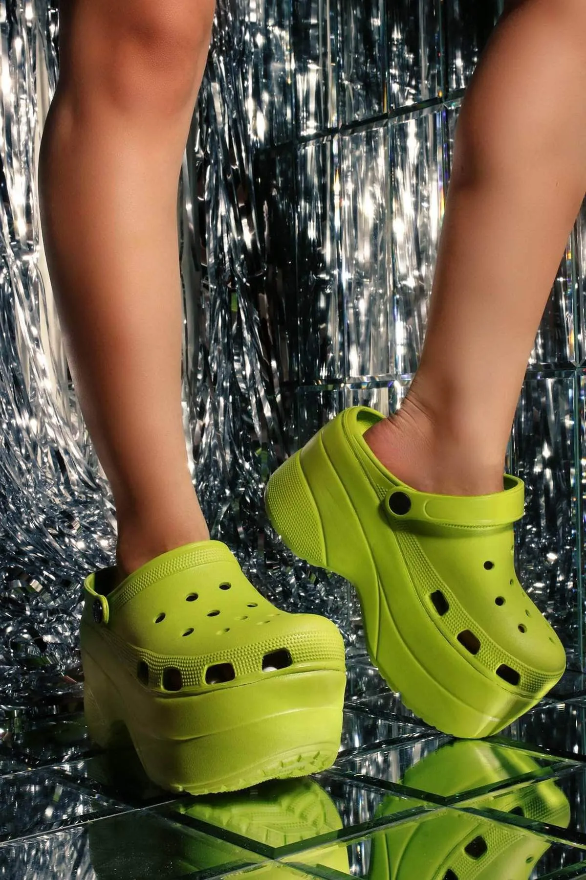 Cape Robbin Gardener Lime Platform Clogs Slippers Fashion Comfortable Shoes