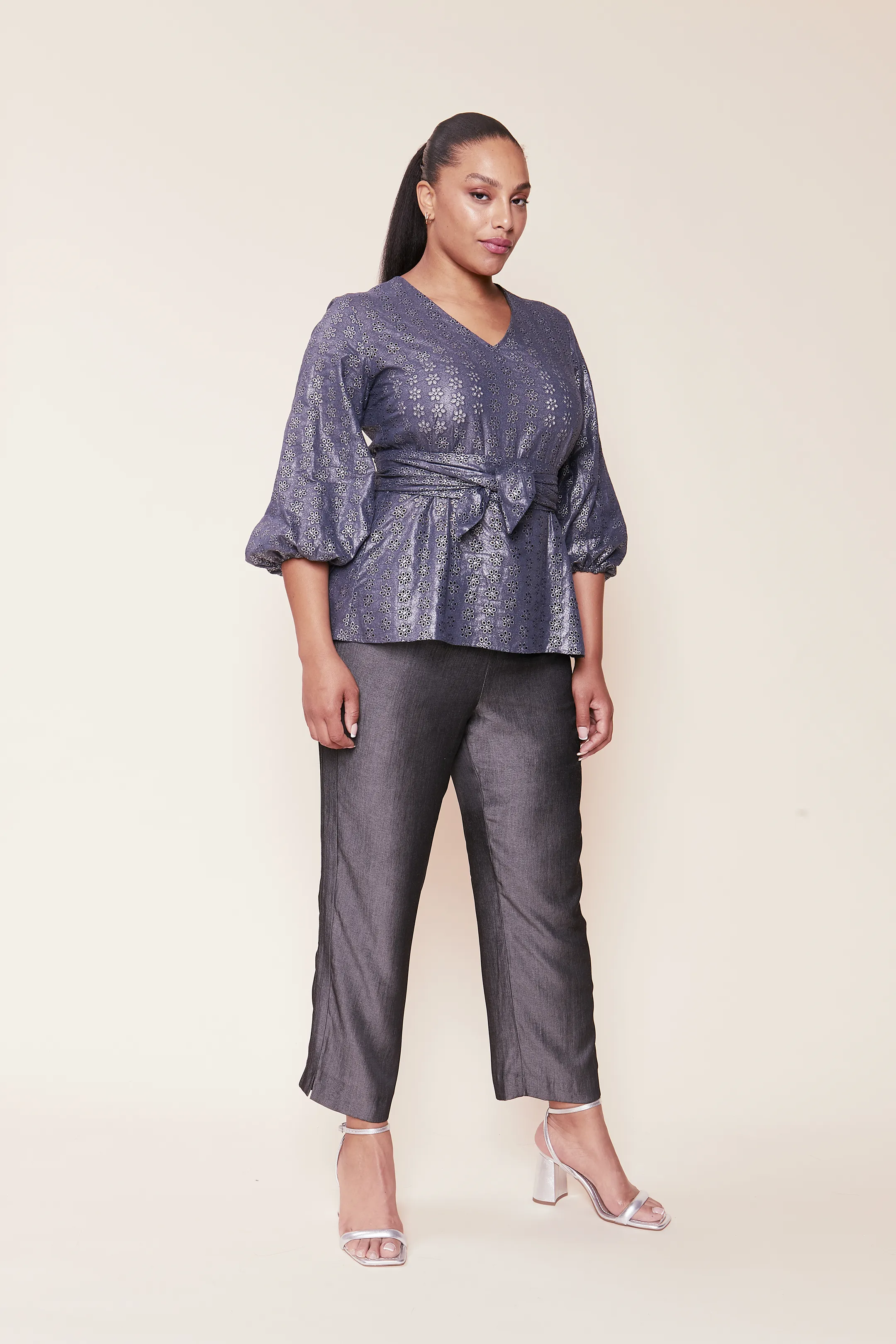 Chambray Fluid Denim Trousers Black