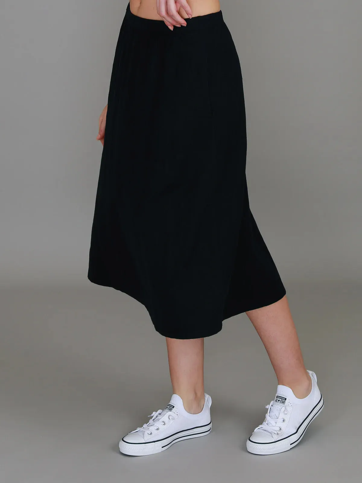 Heathmont Midi Slip on Skirt - Black