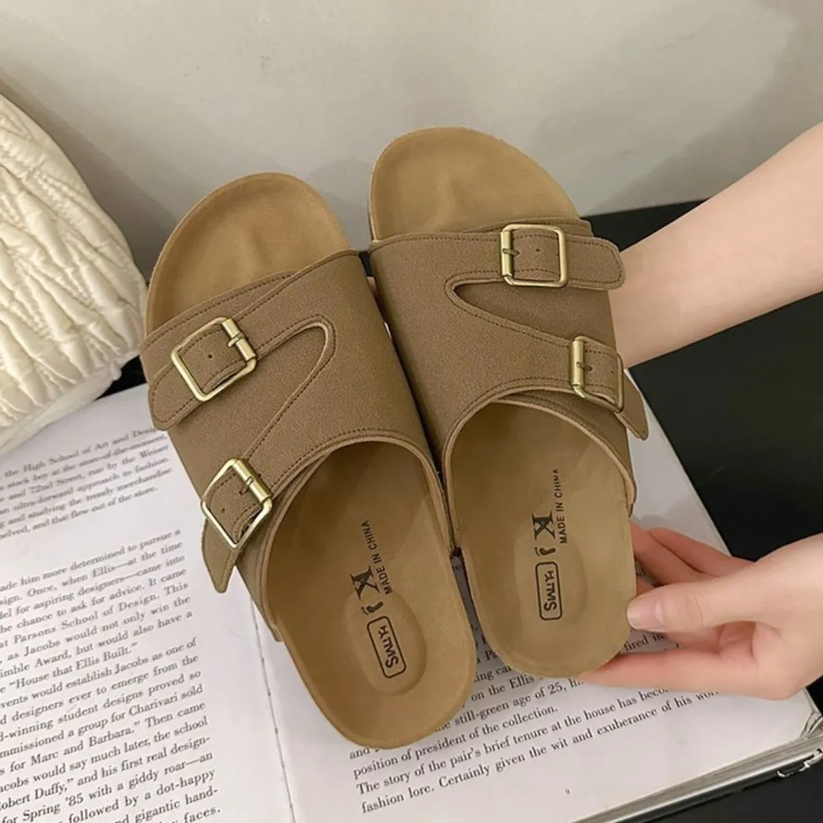 Round Toe Flats Sandals
