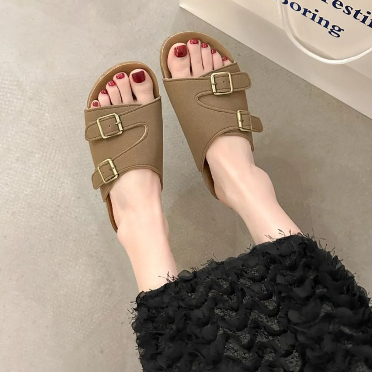 Round Toe Flats Sandals