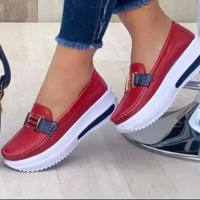 Women Leather PU Waterproof Fashion Round Toe Sneakers Woman Daily Casual Shallow Mouth Slip-on Walking Female Vulcanized Shoes